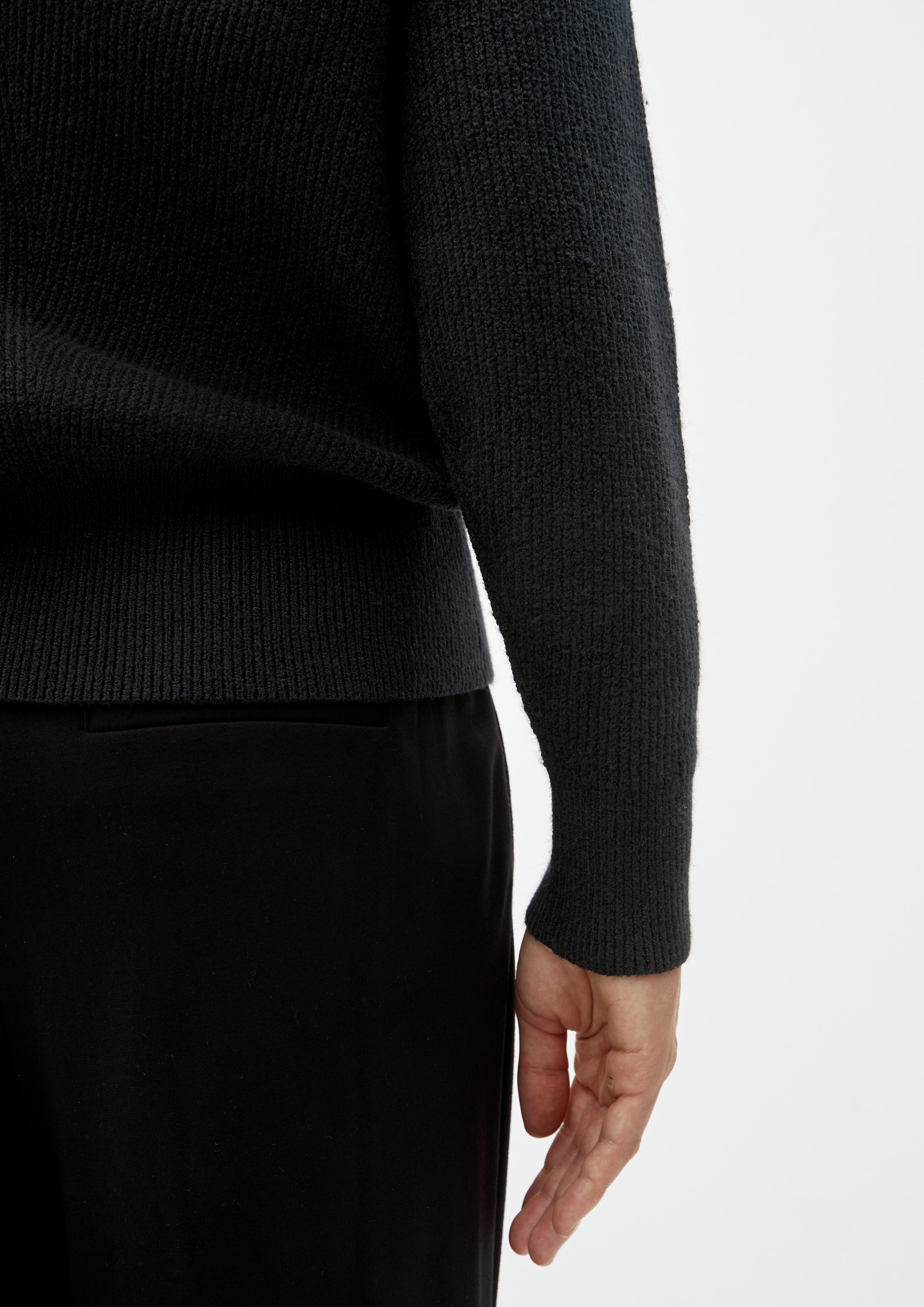 Pullover mit V-Ausschnitt  2120697-9999