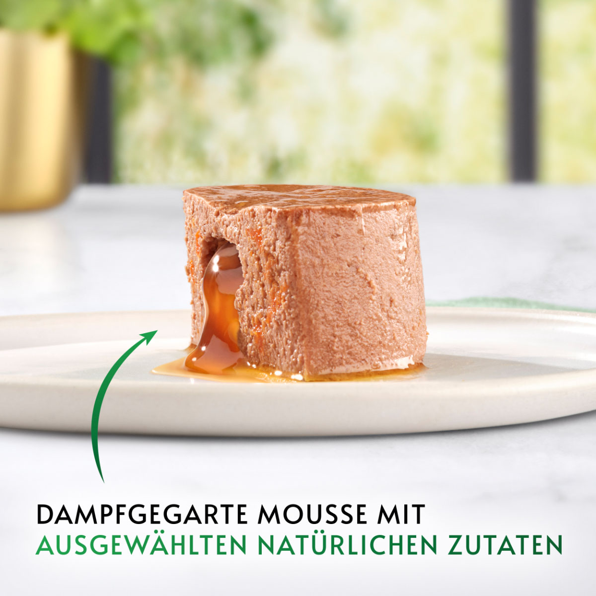GOURMET Natures Creations Mousse mit Saucenherz Huhn bei ZooRoyal