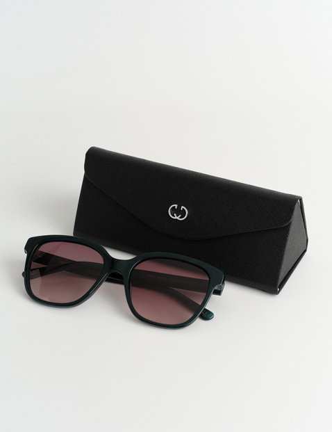 Modische Sonnenbrille