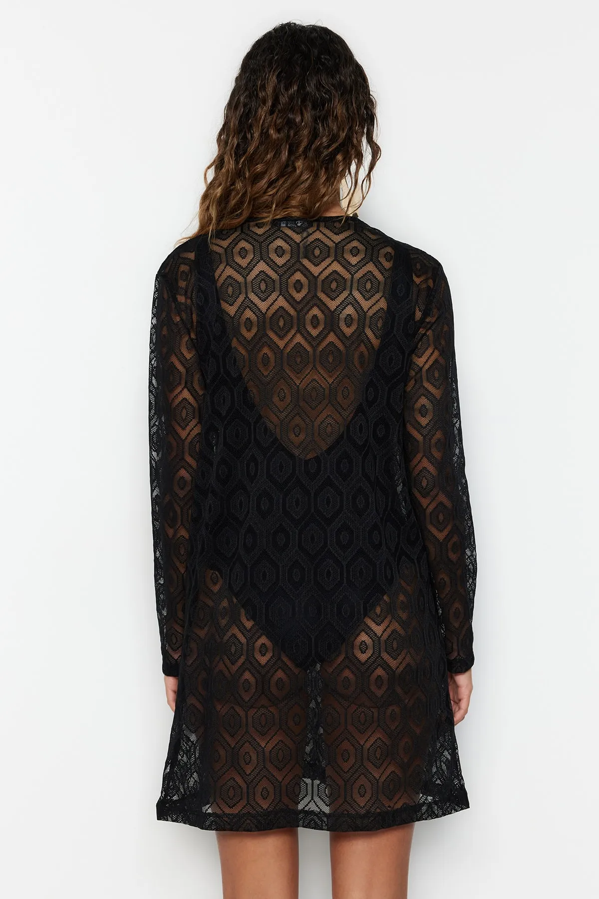 Trendyol Collection  Schwarzes Mini-Strandkleid mit gewebtem Accessoire TBESS23EL00105
