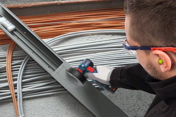 Polizor unghiular fără fir Bosch Blue 06019F2000 GWS 12V-76 12V fără baterii și încărcător