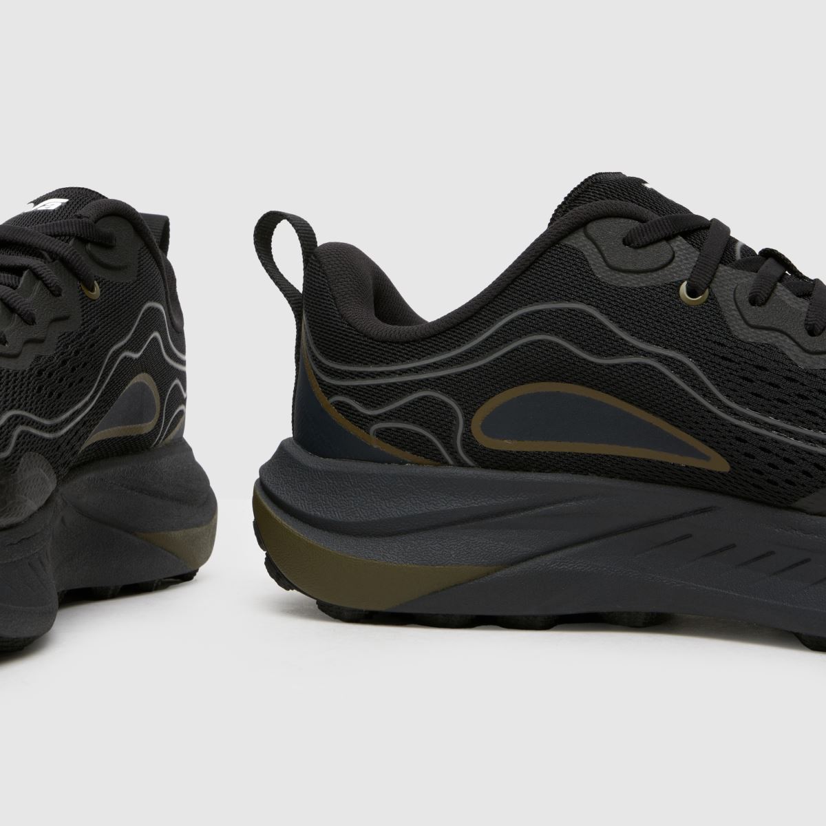 Teva Trailwinder alacsony szárú edzőcipő fekete színben