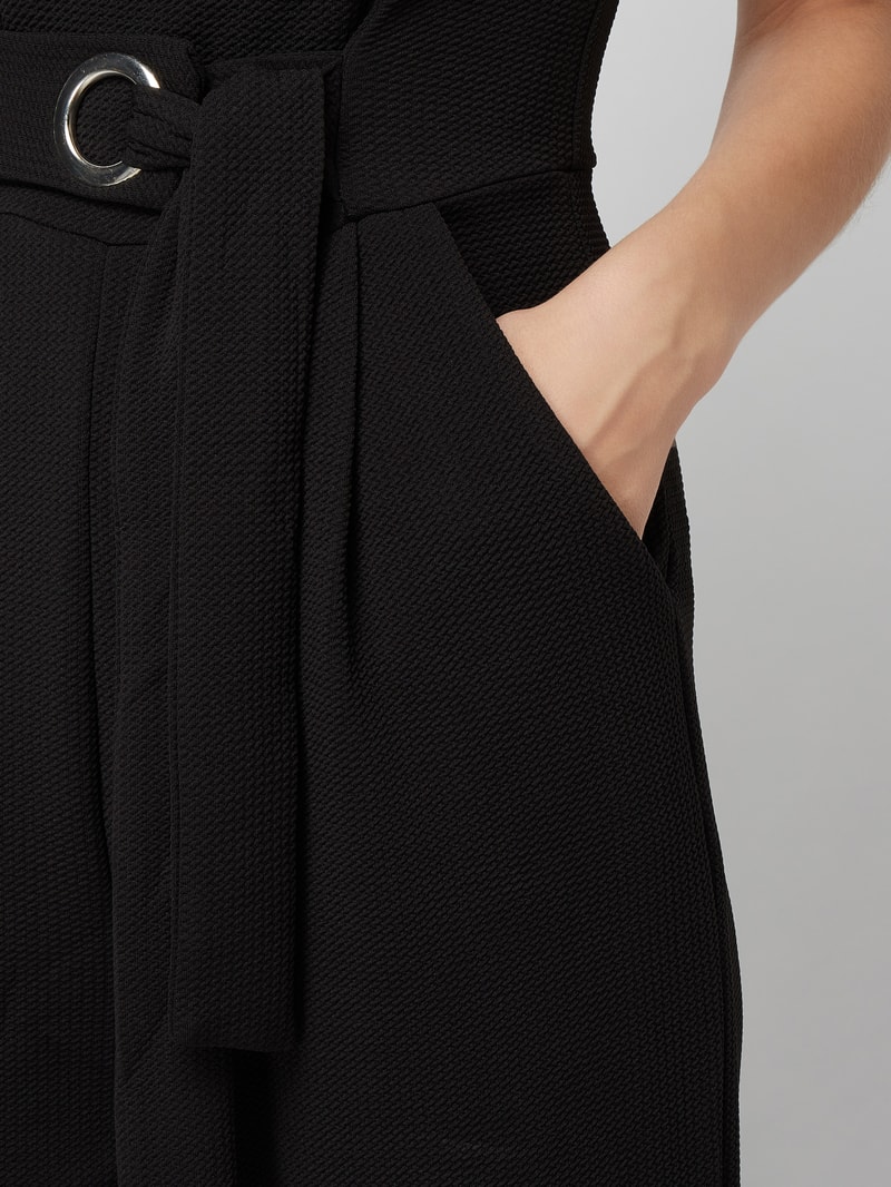 Jumpsuit mit feiner Struktur in schwarz