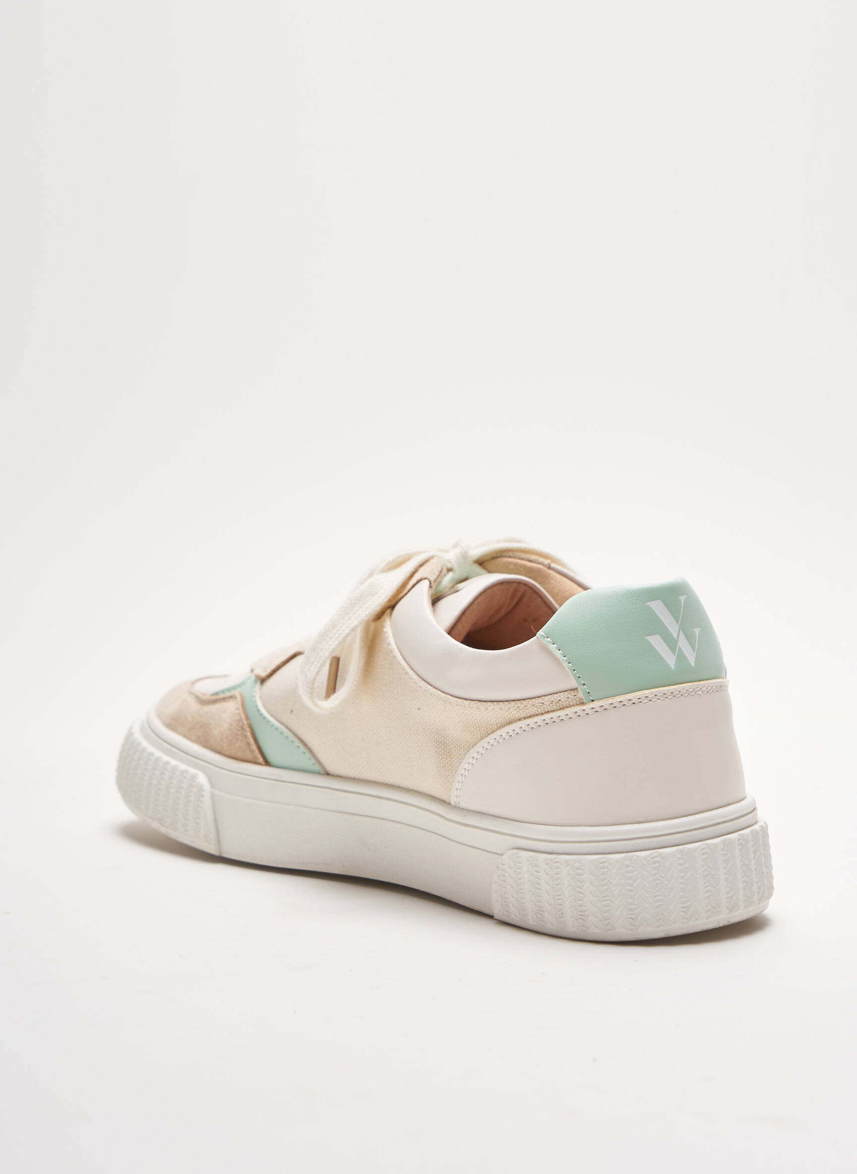 Vanessa Wu Baskets Femme couleur vert