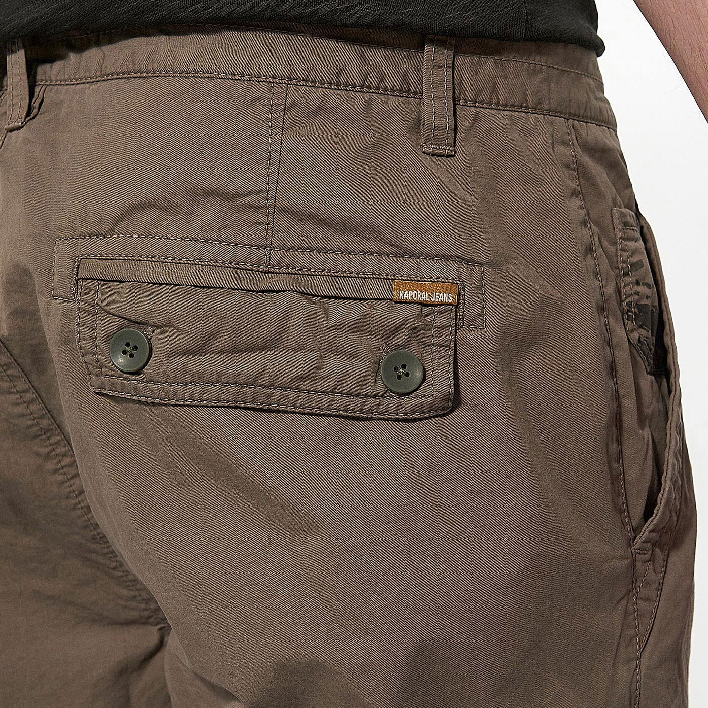 NEPAL  Bermuda cargo kaki Homme en 100% coton