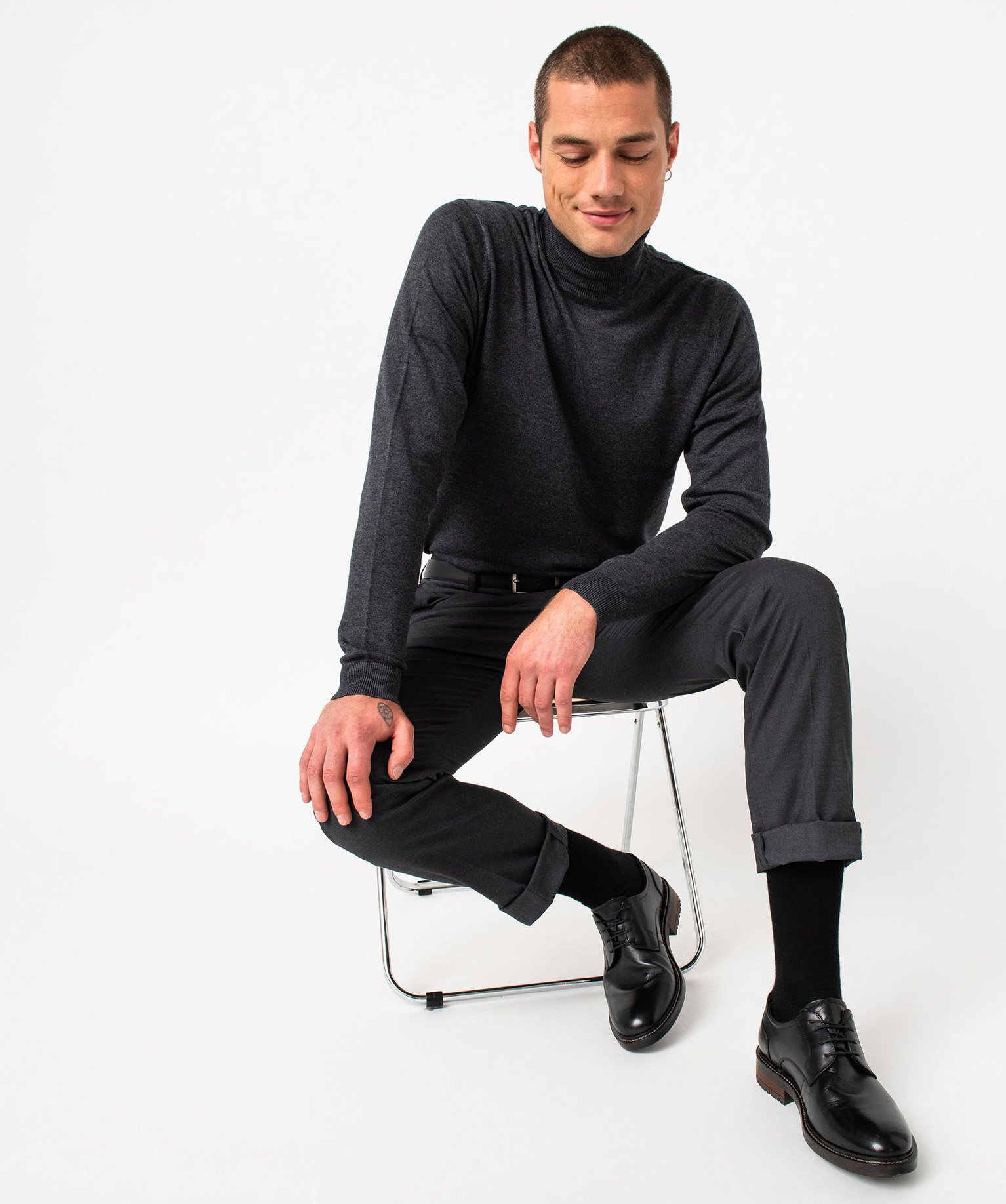 Pull à col roulé en maille fine homme gris | GEMO