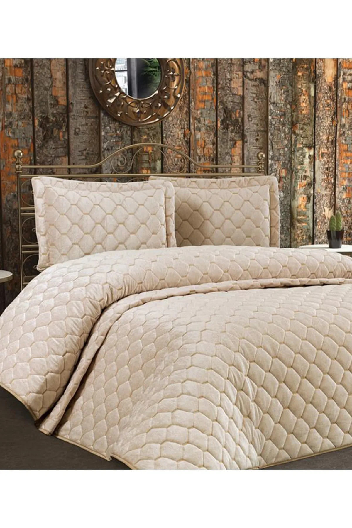 Çeyiz Diyarı  Tagesdecke für Doppelbett, mit Samtfüllung, Lima, Cappuccino