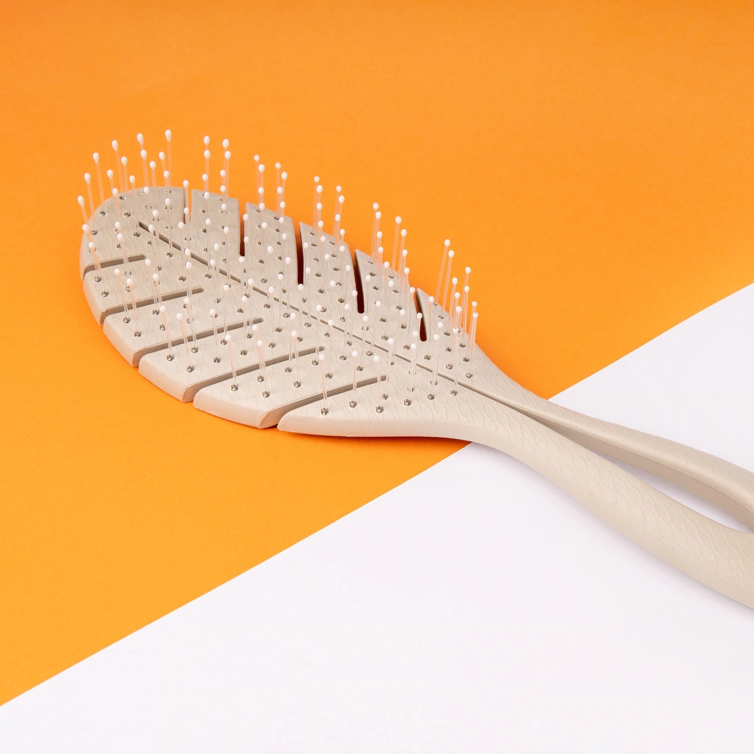 SoEco Eco-designed skeleton hairbrush