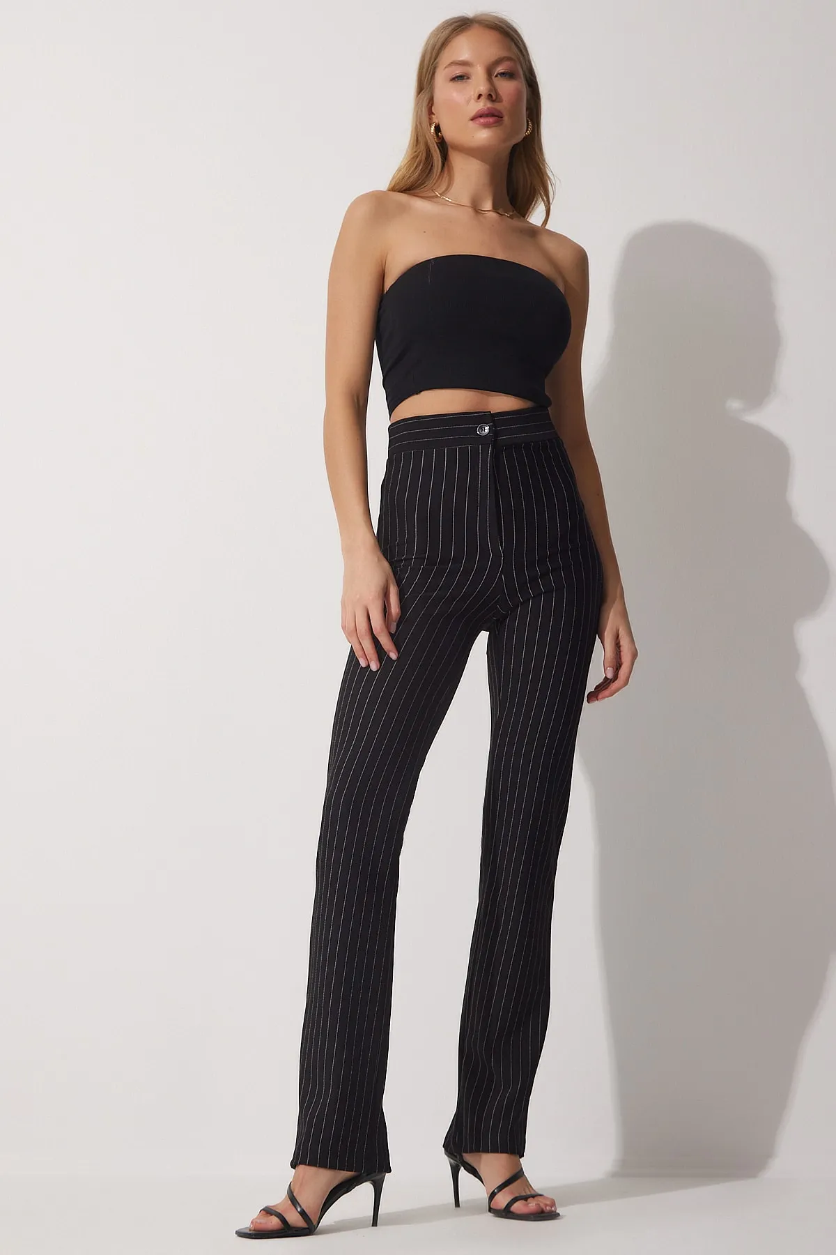 Happiness İstanbul  Schwarze gestreifte Damenhose mit hoher Taille RV00094