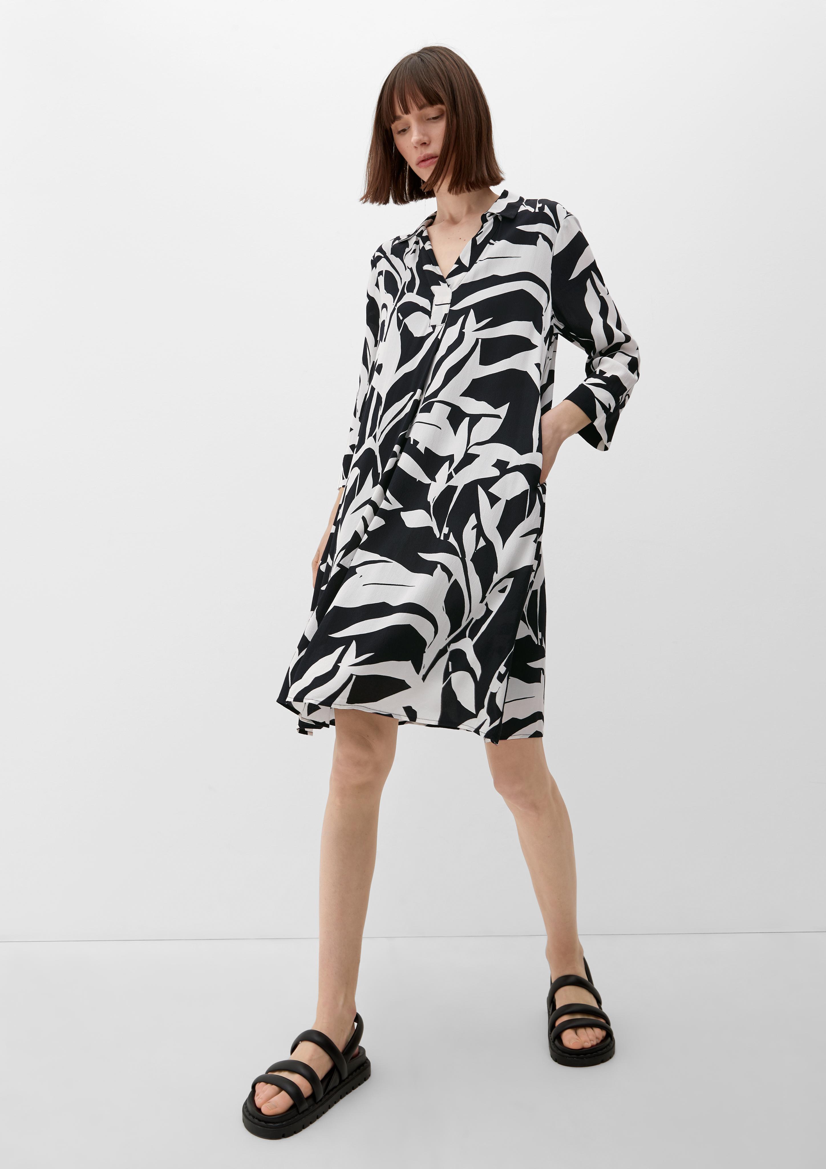 Viskosekleid mit Crêpestruktur  2131927-99A3