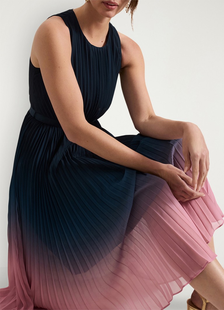 Rochie midi Phase Eight Petite Simara cu pliuri și curea.