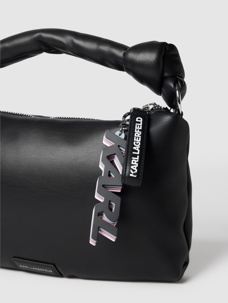Handtasche mit Label-Details in schwarz