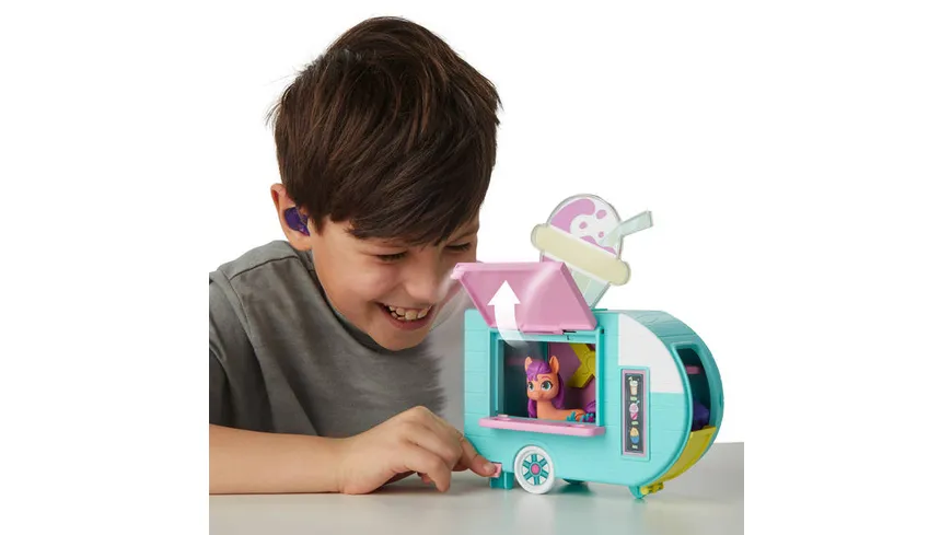 Hasbro - My Little Pony Sunny Starscout Smoothie Truck