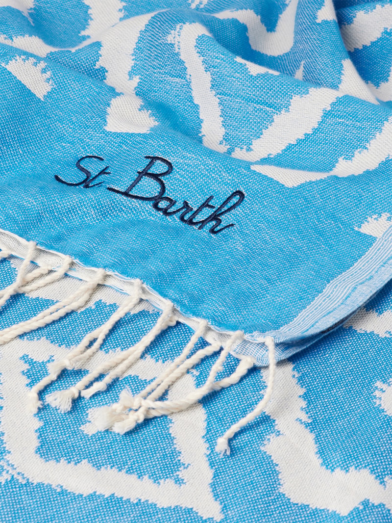 Strandtuch mit Allover-Muster Modell 'FOUTAS' in royalblau