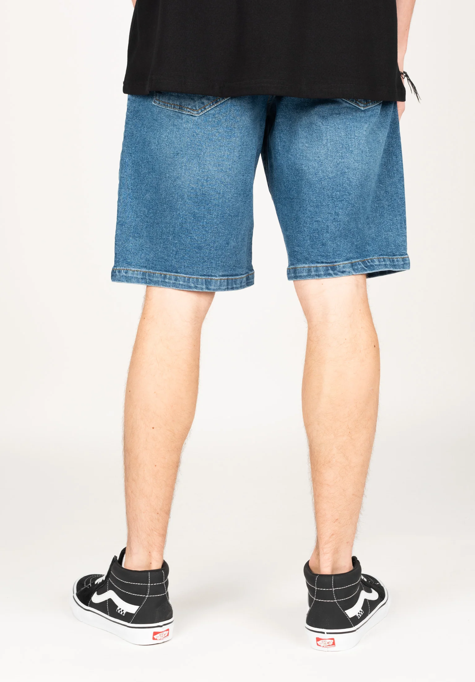 Solid Short