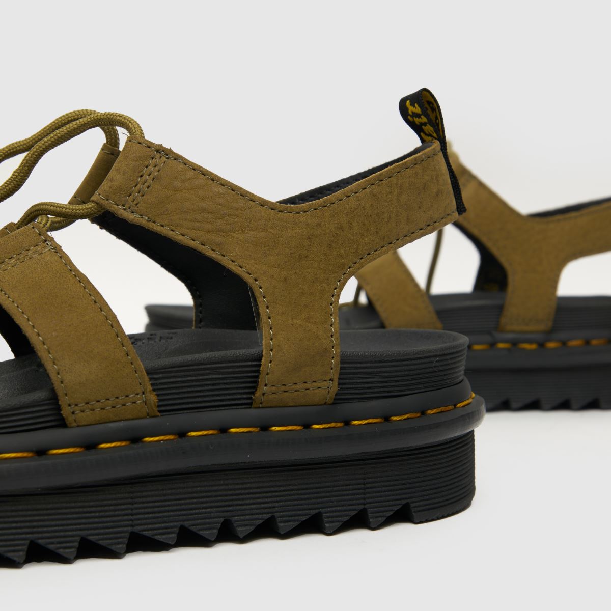 Dr Martens – Nartilla-sandaler i khakifärg