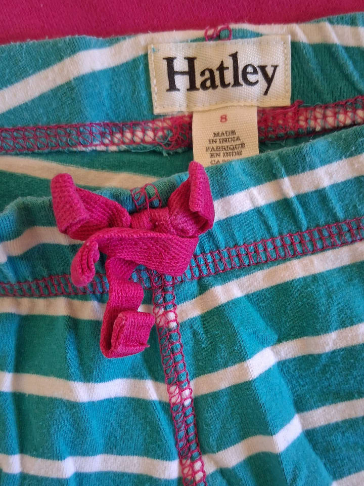 Hatley Set Outfit 🌸 Pyjama ⭐ Pink Türkis 🏵️ ....wurde gerne getragen... normale Waschspuren vorhanden....das Gummi von der Hose ist ein wenig ausgedehnt... sonst noch gut für eine weitere Runde günstig kaufen 128