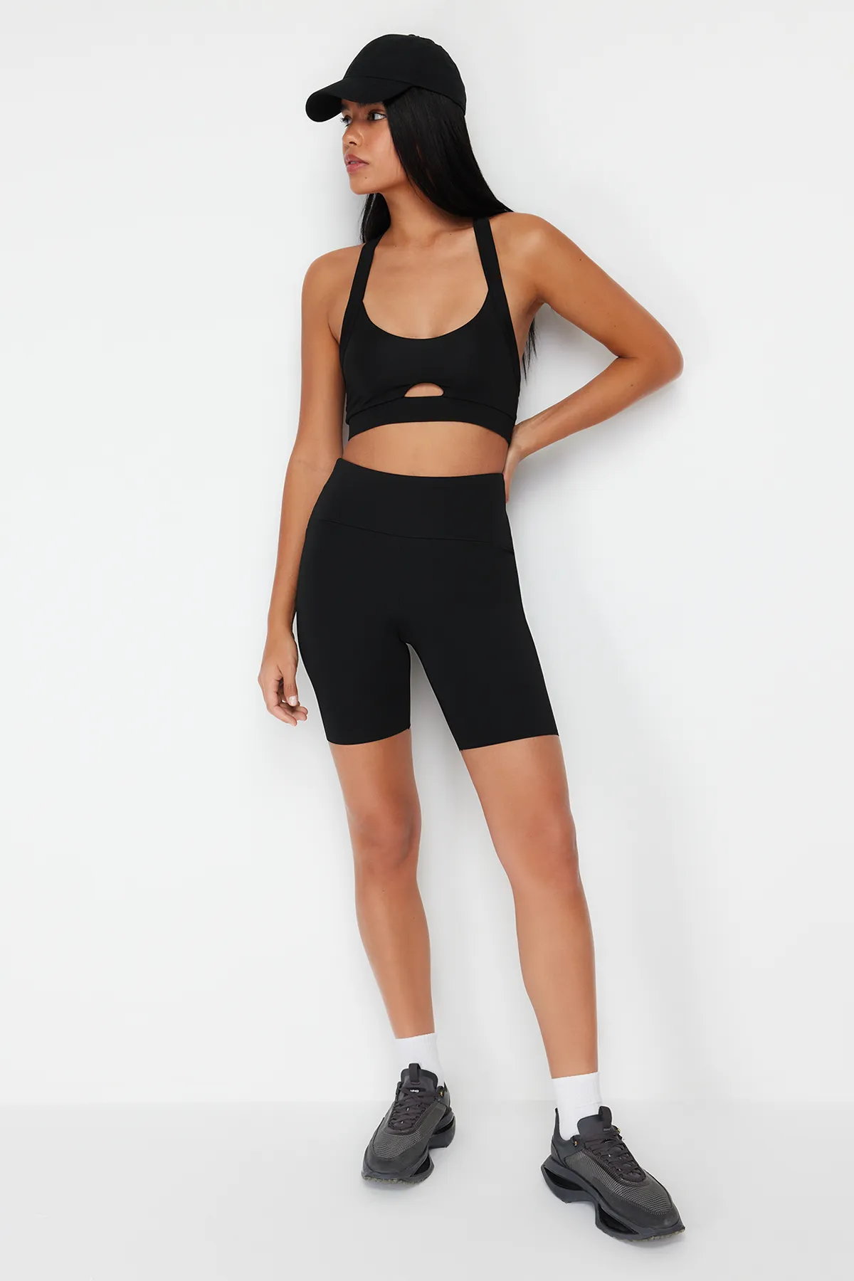 Trendyol Collection  Schwarze Extra Recovery Micro Hole Strick-Sport-Leggings für Radfahrer/Biker/kurze Bikerhose THMSS24TY00012