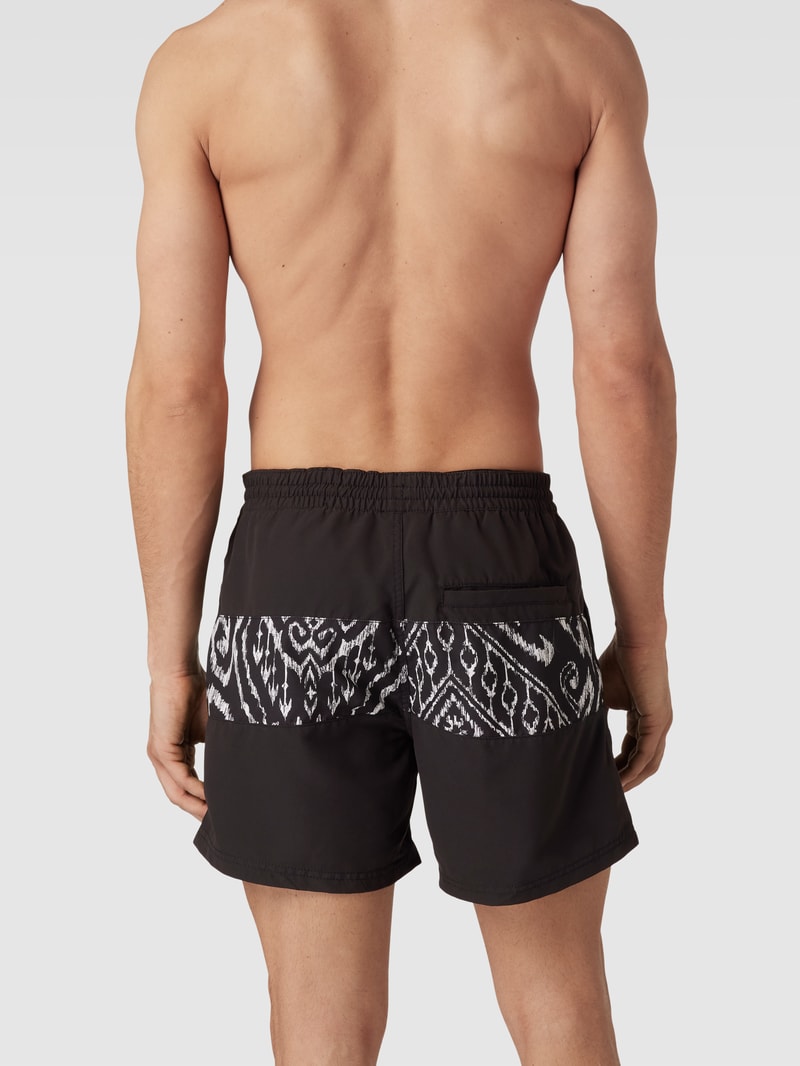 Badehose mit Label-Detail Modell 'CALI' in schwarz