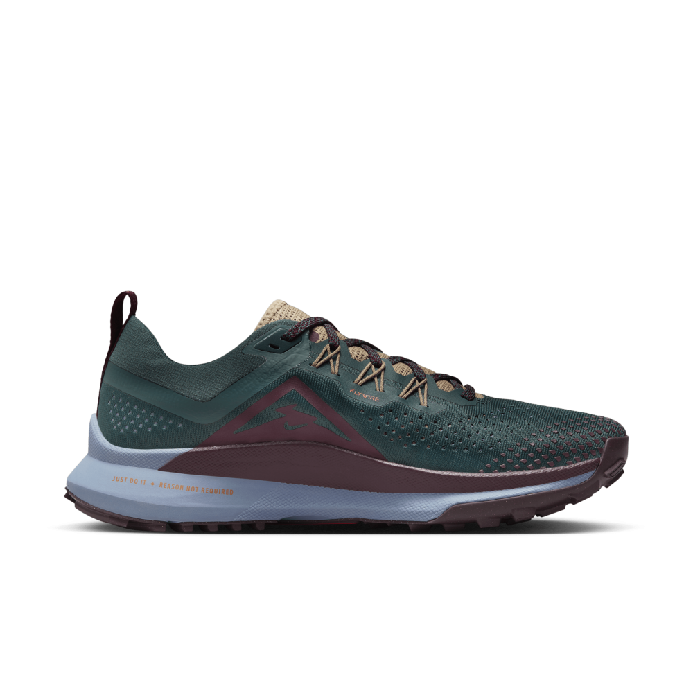 Nike React Pegasus Trail 4 DJ6158-300 / grün