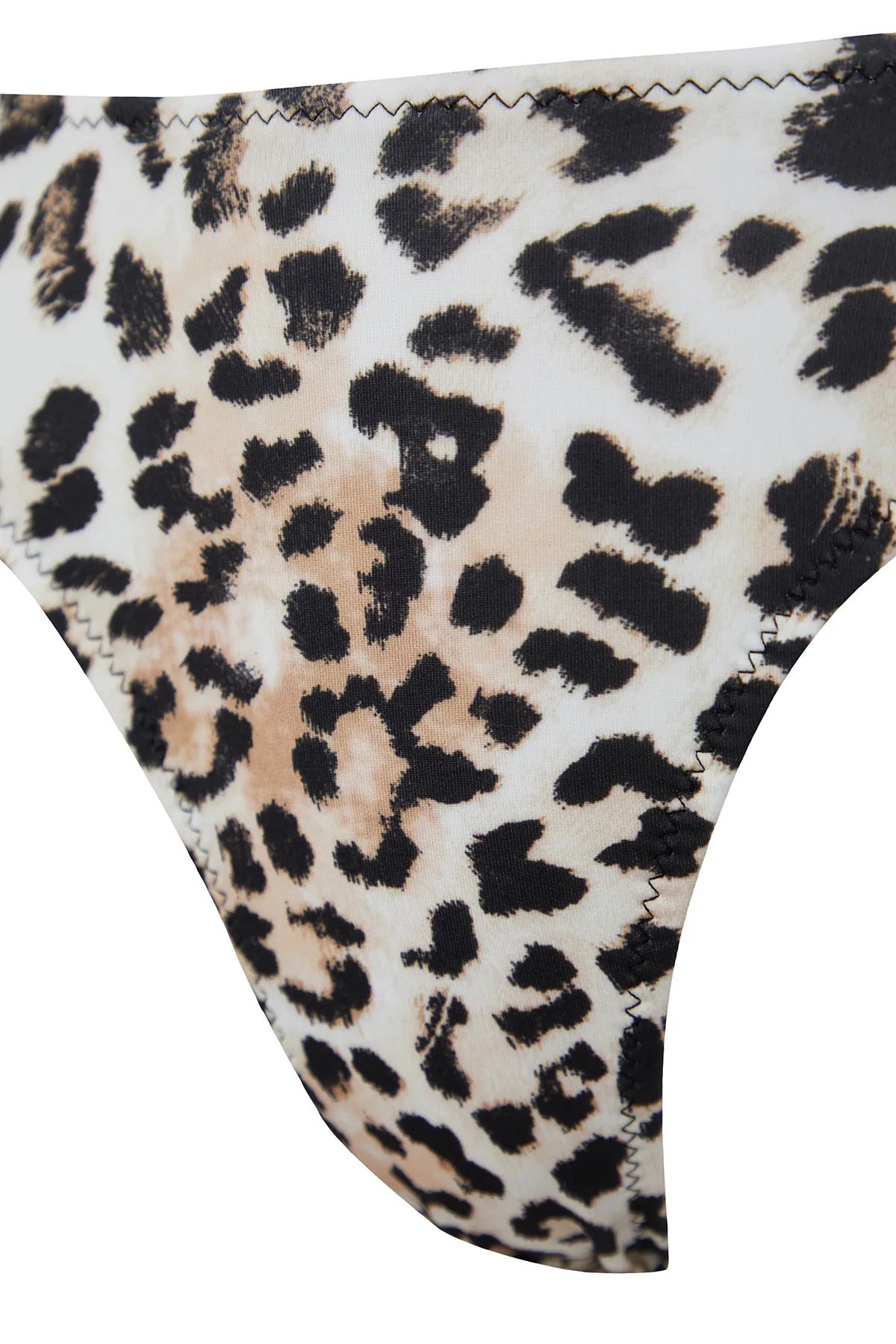Trendyol Collection  Bikinihose mit hohem Beinausschnitt und Tiermuster, V-Ausschnitt und normalem Schnitt TBESS23BA00116