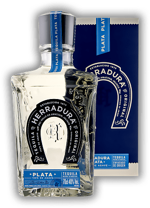 Herradura Plata Blanco Herradura Plata Blanco Herradura Blanco ist der einzige weiße Tequila der 40 Tage lang in Eichenfässern gelagert wird. 0,7	 Liter - Vol 40%