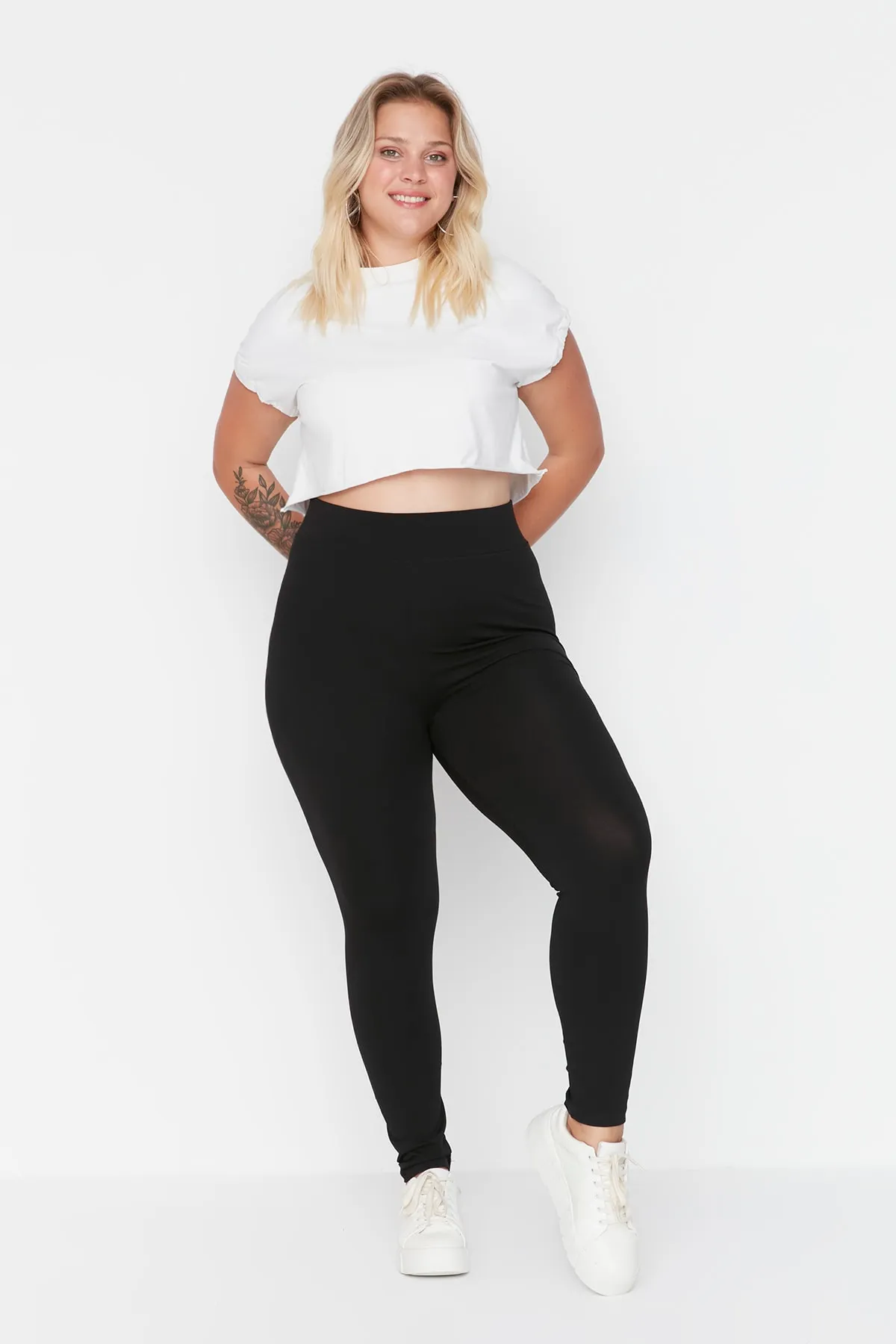 Trendyol Curve  Schwarz-braune 2er-Pack Strickstrumpfhosen TBSSS22TA0057