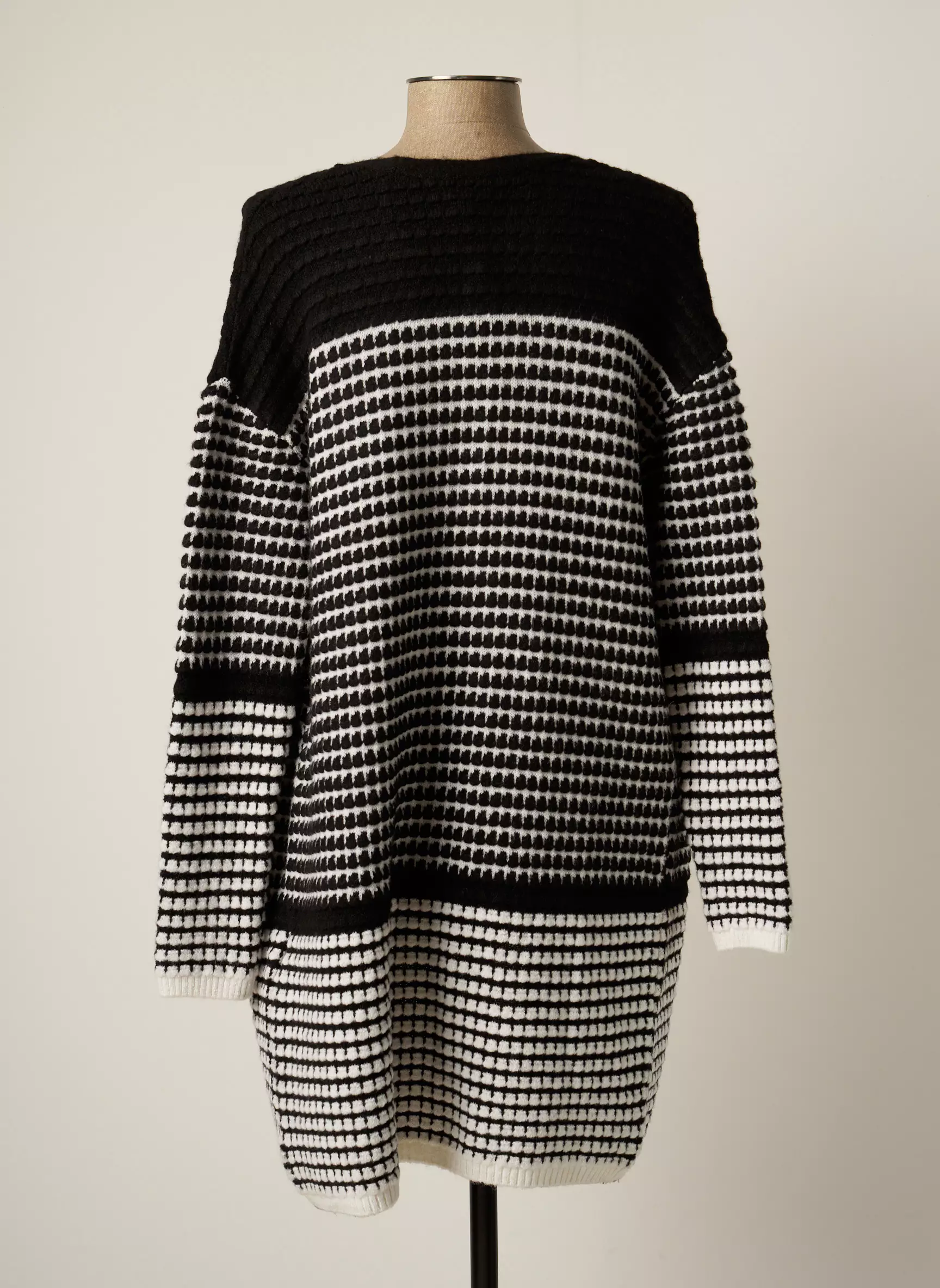 Street One Cardigans Femme couleur noir