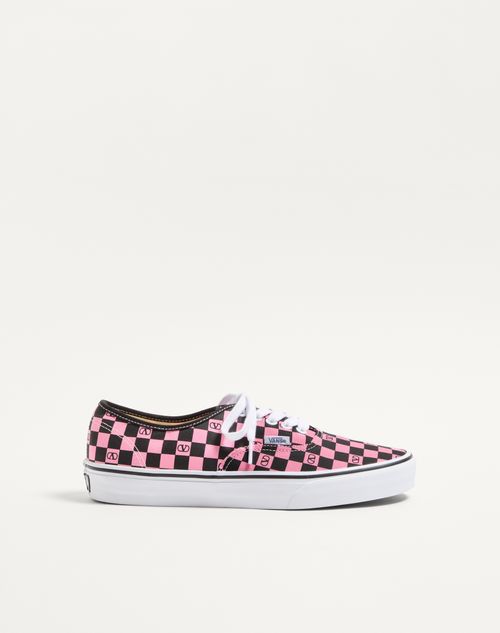 Tênis de cano baixo Valentino Garavani e Vans em tecido com estampa xadrez VLogo
