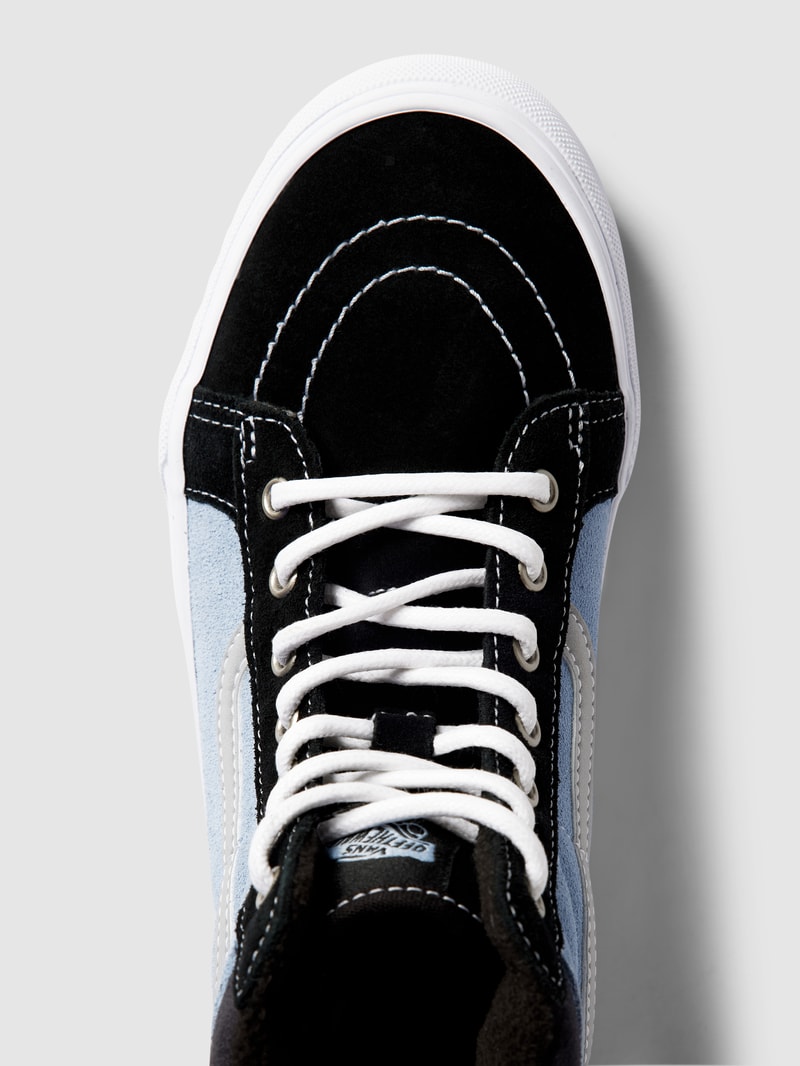 Sneaker mit Kontraststreifen Modell 'SK8-HI' in hellblau