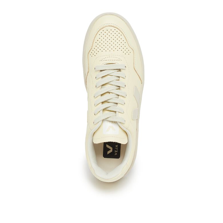 Veja Wmns V-90 cashew pierre