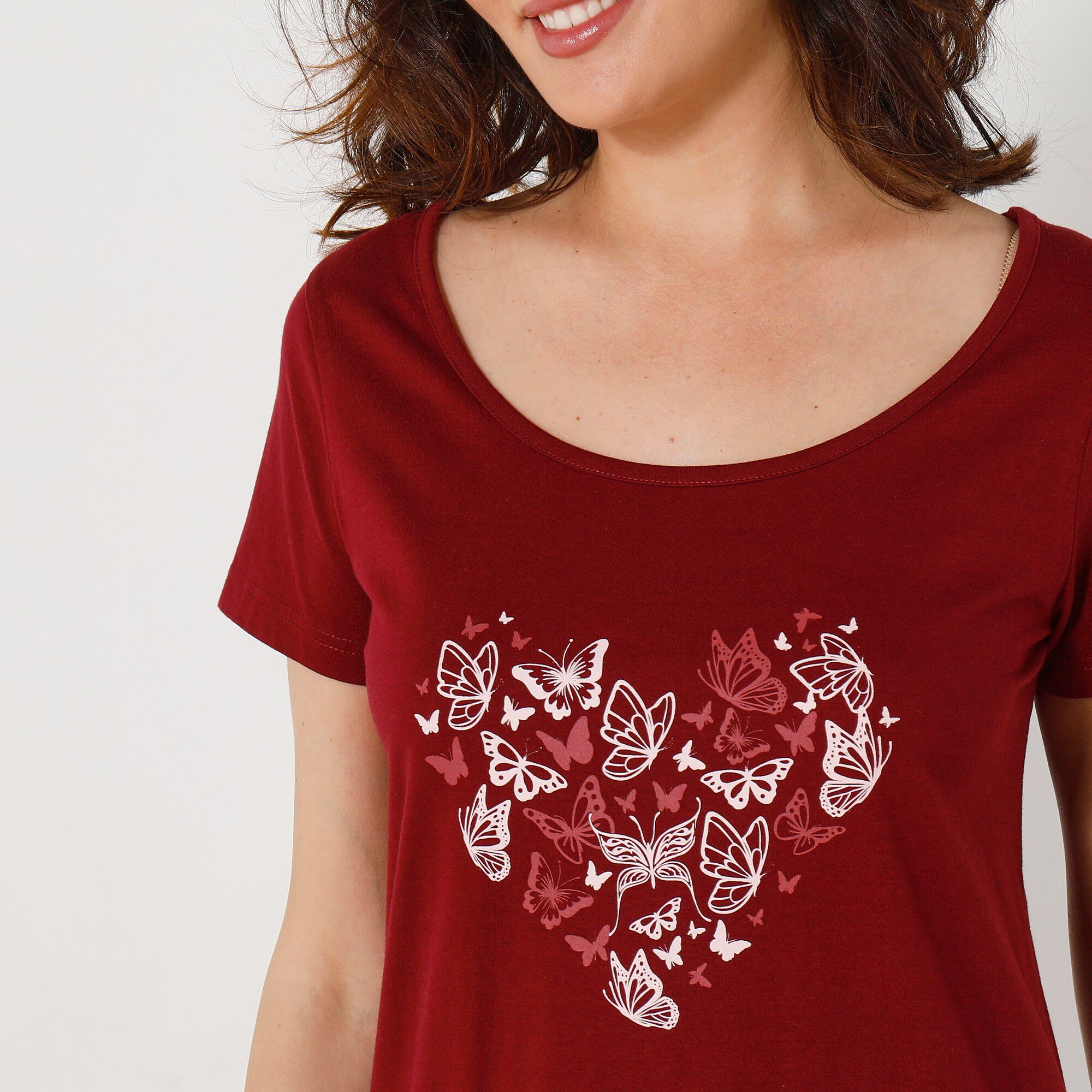 Chemise de nuit courtes manches courtes motif papillons