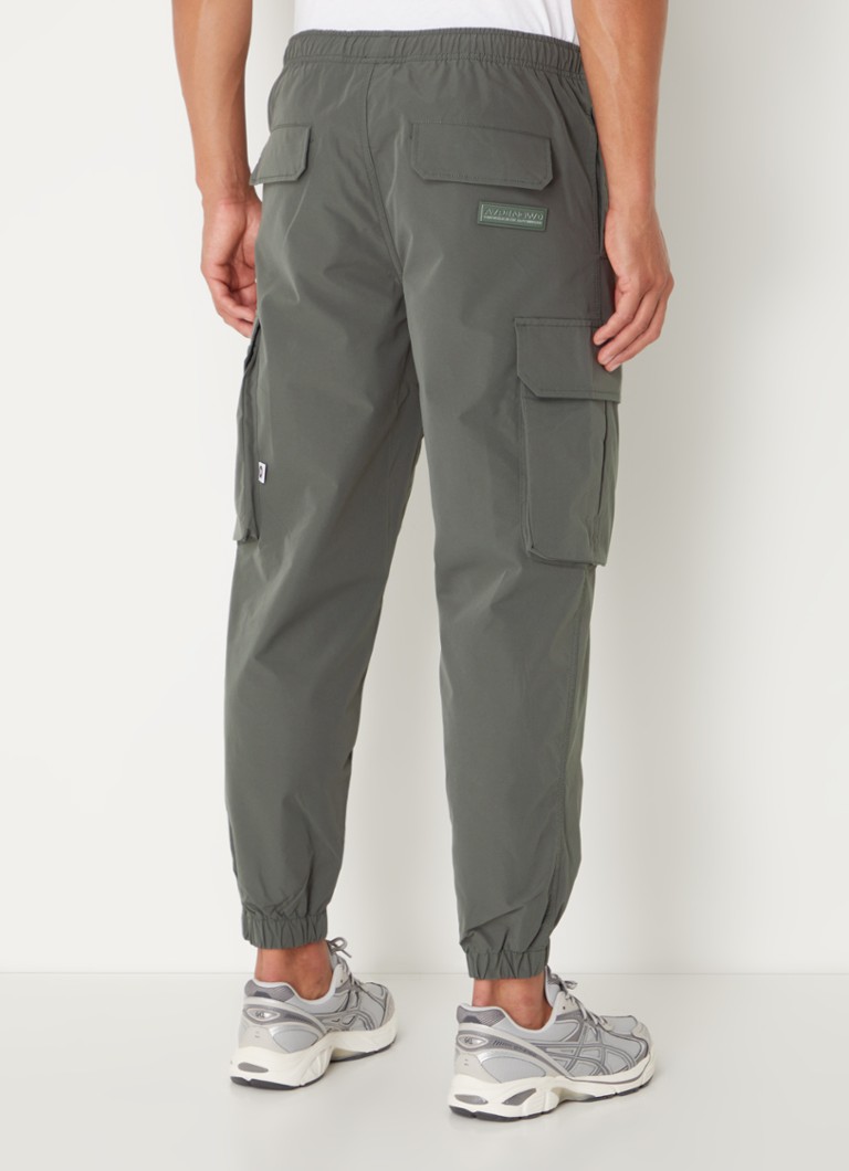 Aape Tapered Fit cargobroek ze steekzakken