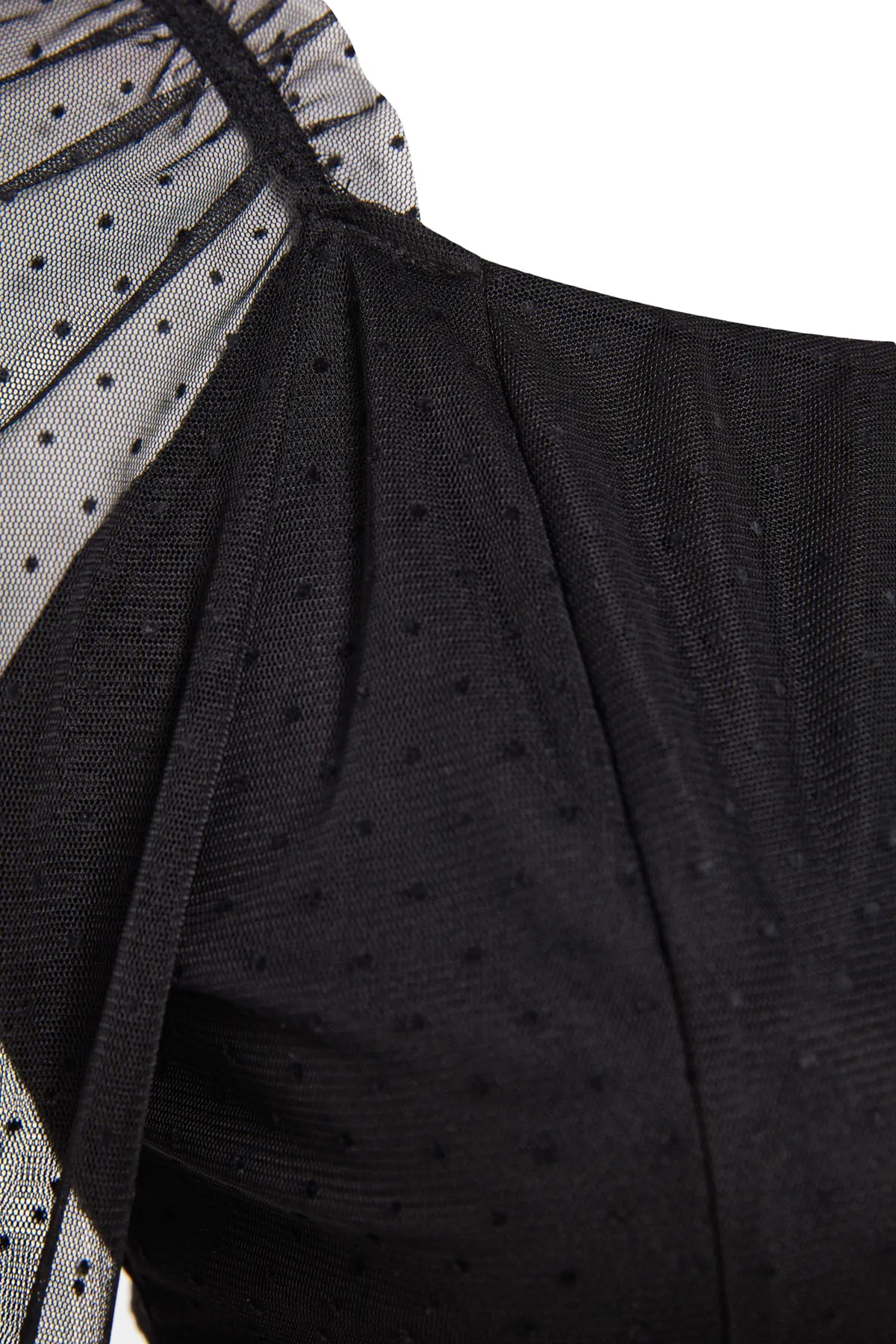 Trendyol Curve  Schwarze gewebte Bluse mit Tüllärmeln TBSSS23AF00004