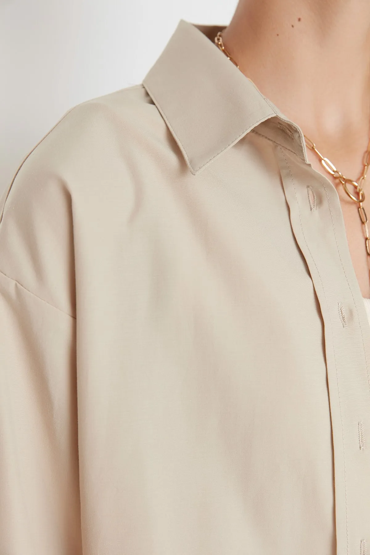 Trendyol Collection  Graues Boyfriend-Webhemd TWOAW20GO0115