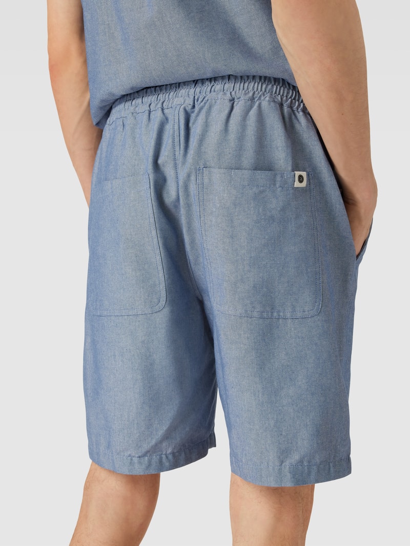 Shorts mit elastischem Bund Modell 'JAMES' in rauchblau
