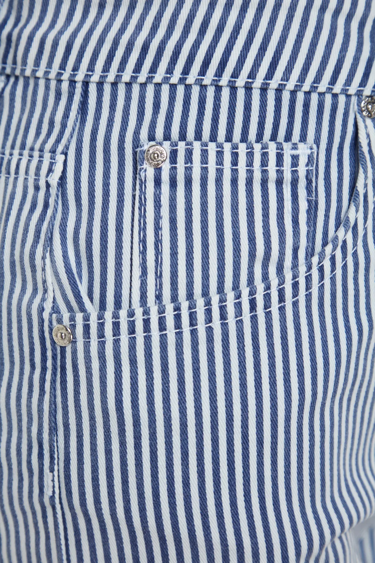 Trendyol Collection  Mehrfarbige, gestreifte Jeans mit hoher Taille und weitem Bein TWOSS23JE00246