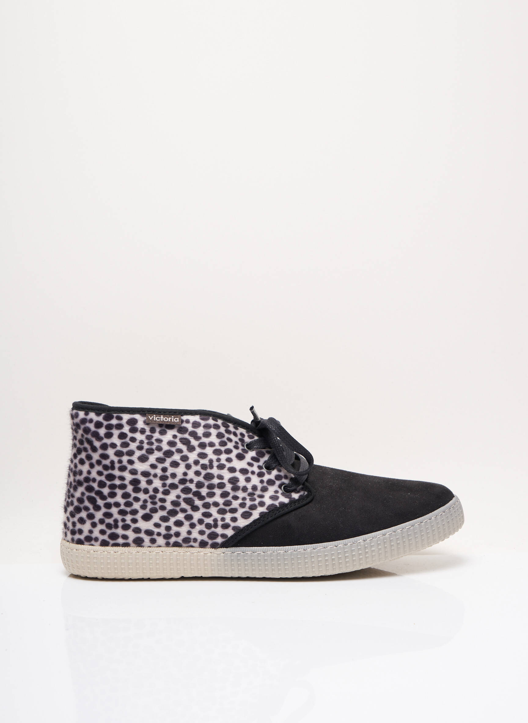 Victoria Baskets Femme couleur noir