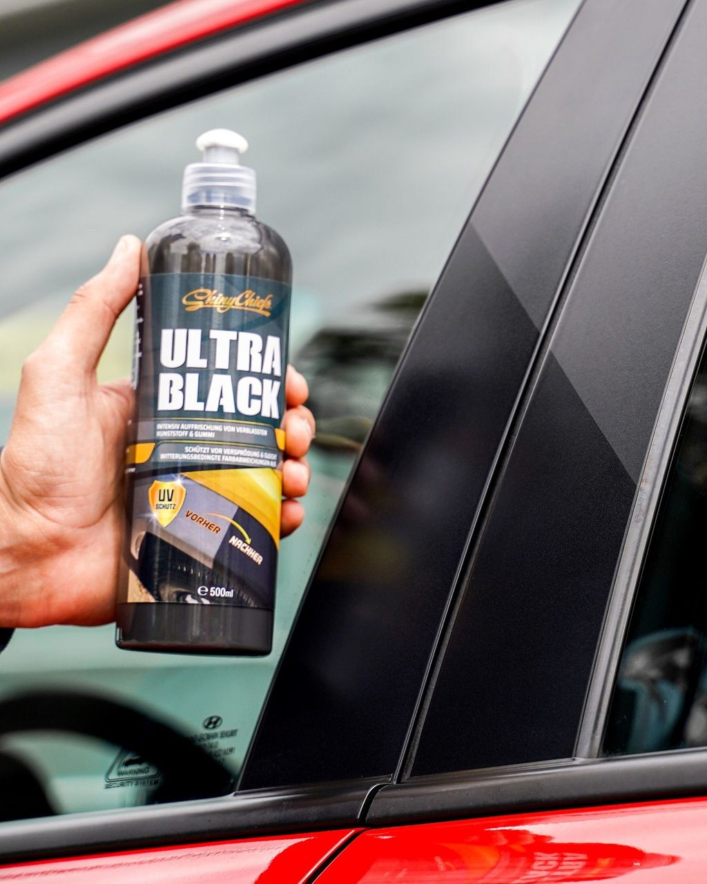 ShinyChiefs Ultra Black Kunststoffauffrischer 500ml - Auto Kunststoffpflege zur Auffrischung