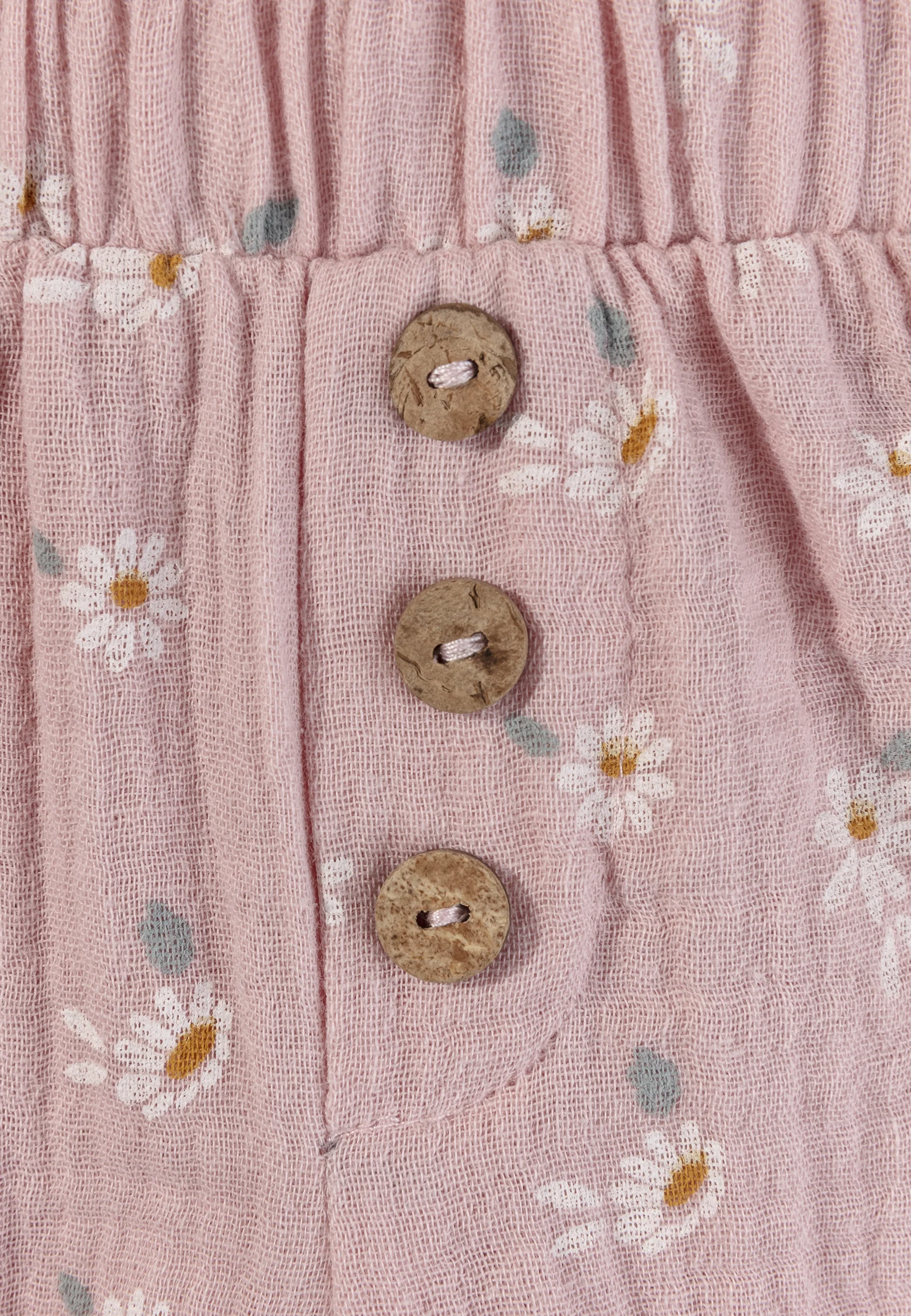 Set Shirt + Shorts bedruckt mit Gänseblümchen