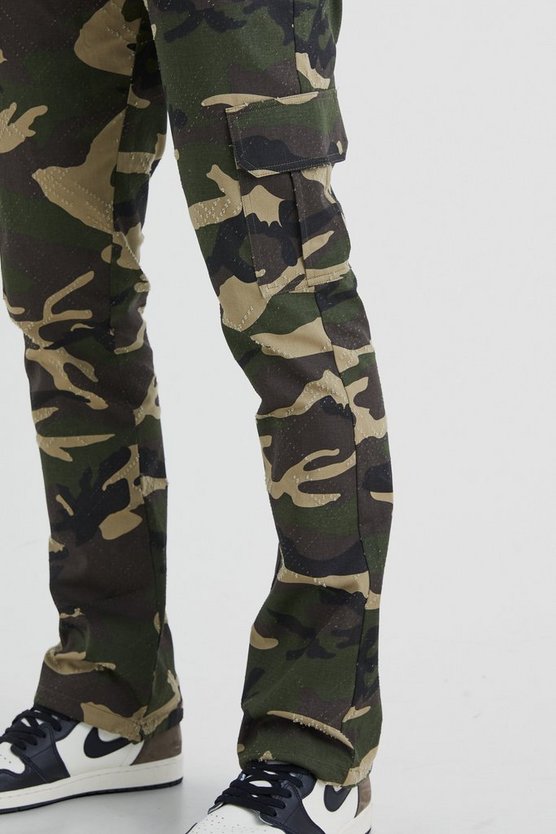 Strukturierte Slim-Fit Camouflage-Hose