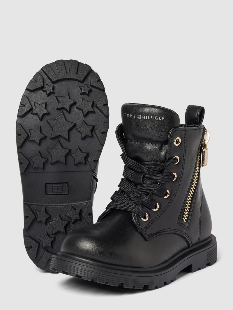 Boots mit Reißverschluss Modell 'KETA' in schwarz