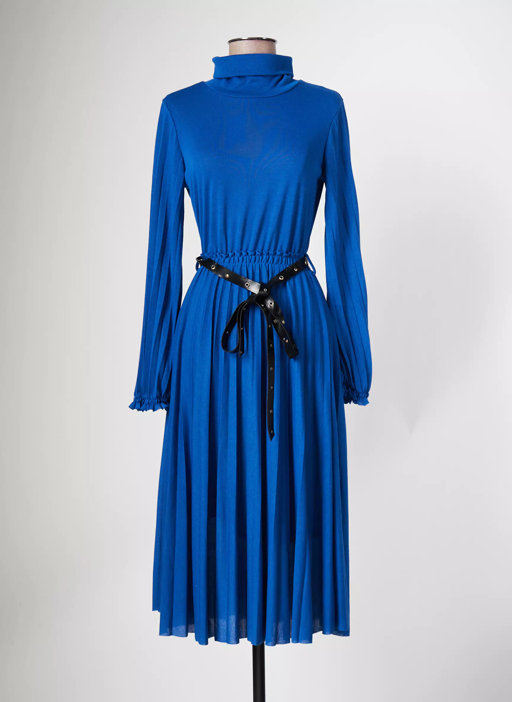 B Yu Robes Longues Femme couleur bleu