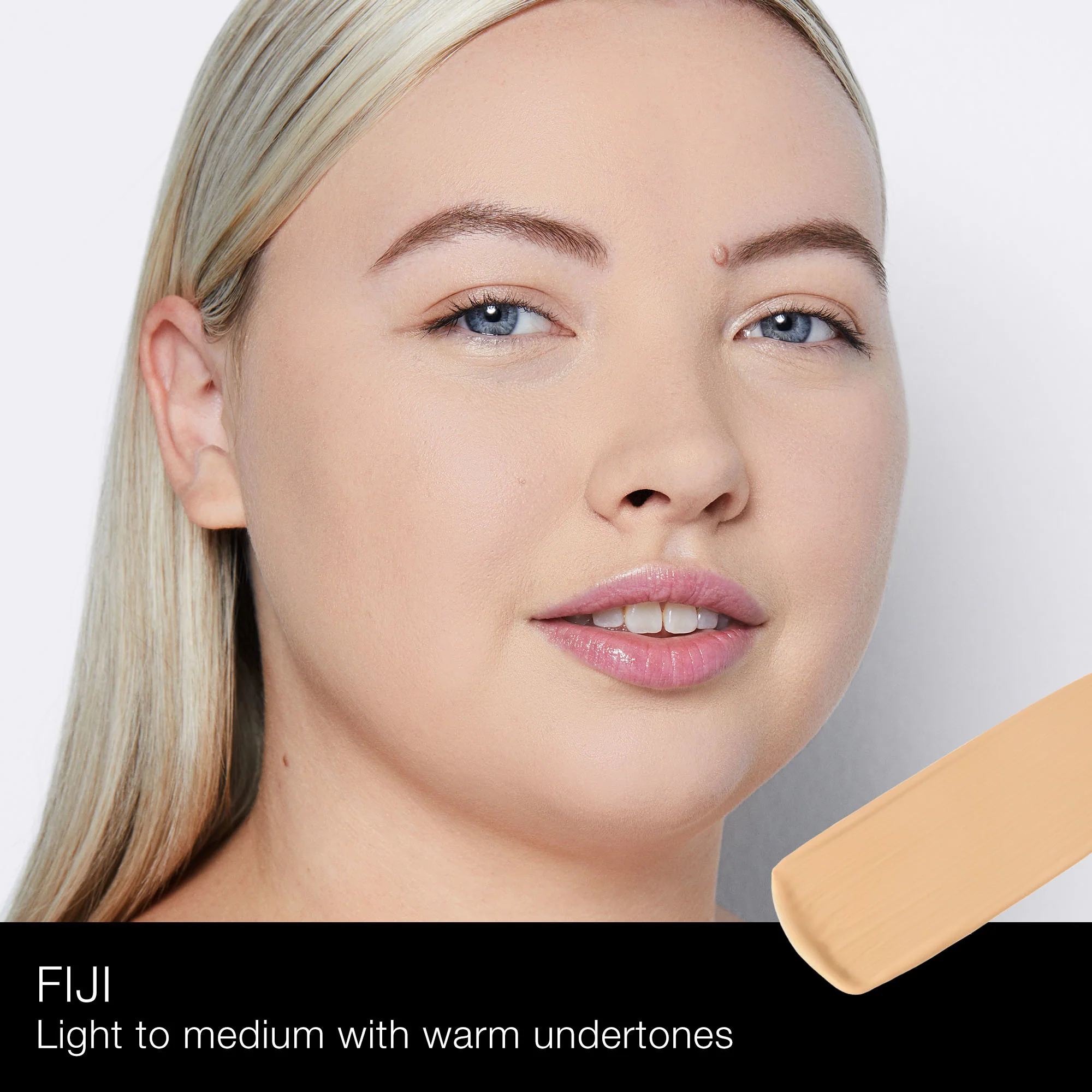 Base de maquillaje líquida suave para el rostro