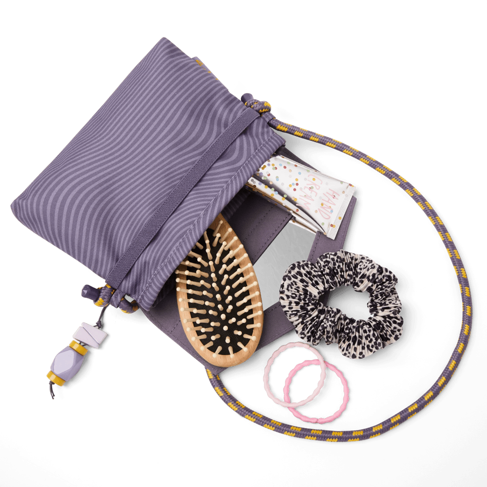 Clutch Mesmerize