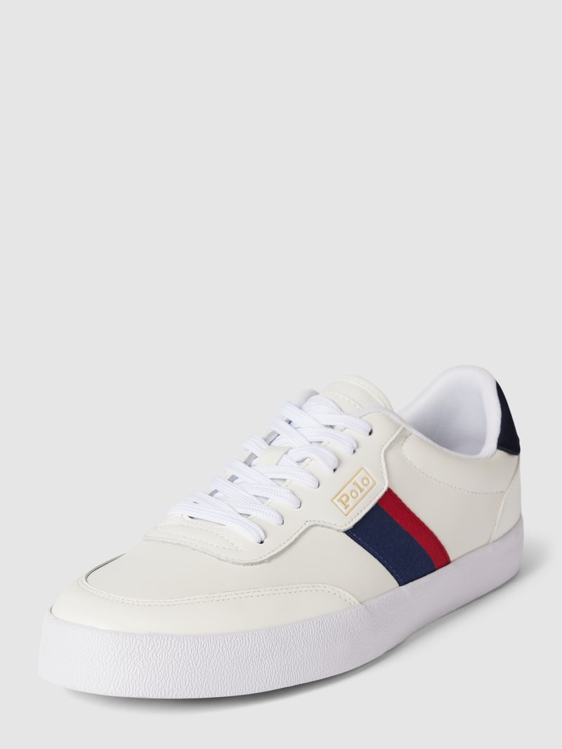 Sneaker mit Label-Details in weiß