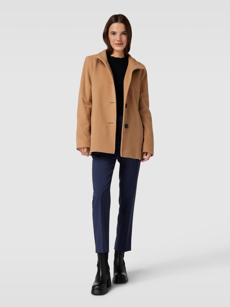 Jacke mit Stehkragen in camel
