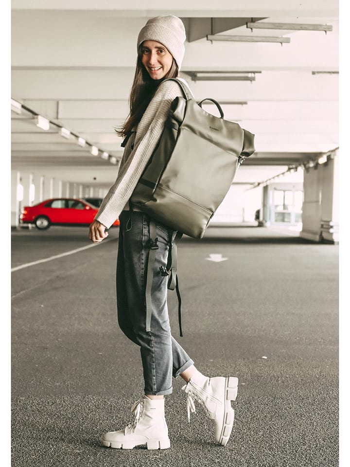Zwei Rucksack 