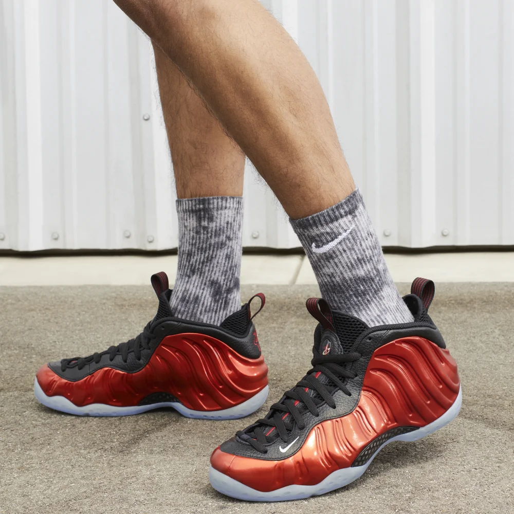 Nike Air Foamposite One DZ2545-600 / rot