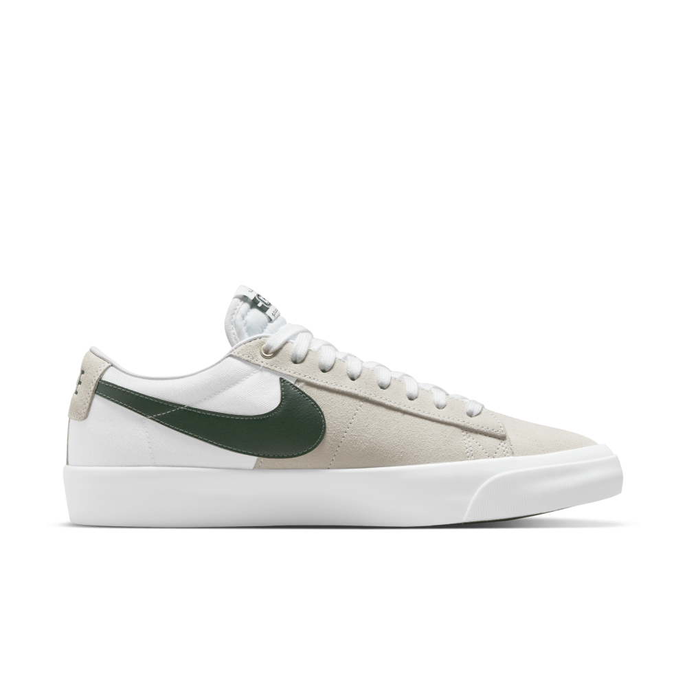 Nike Zoom Blazer Low Pro GT SB DC7695-102 / weiss